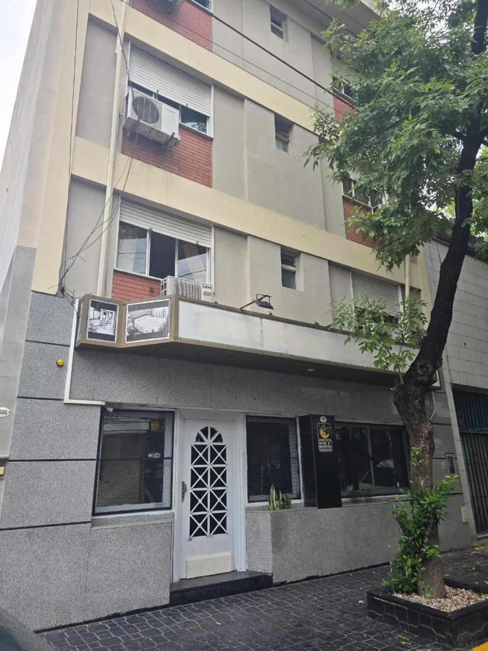 Leon Imperial