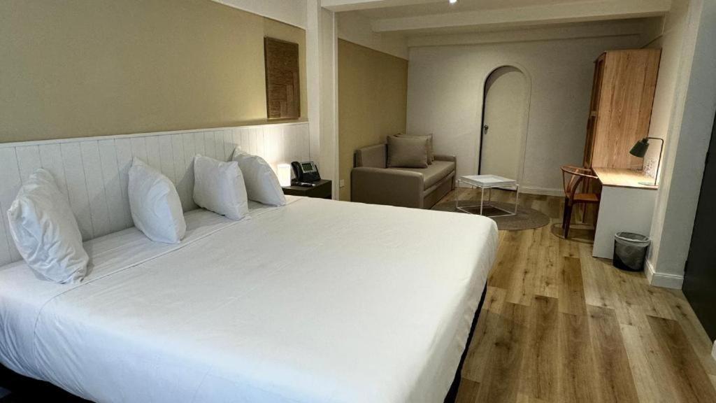 Gardi & Hotel 4*