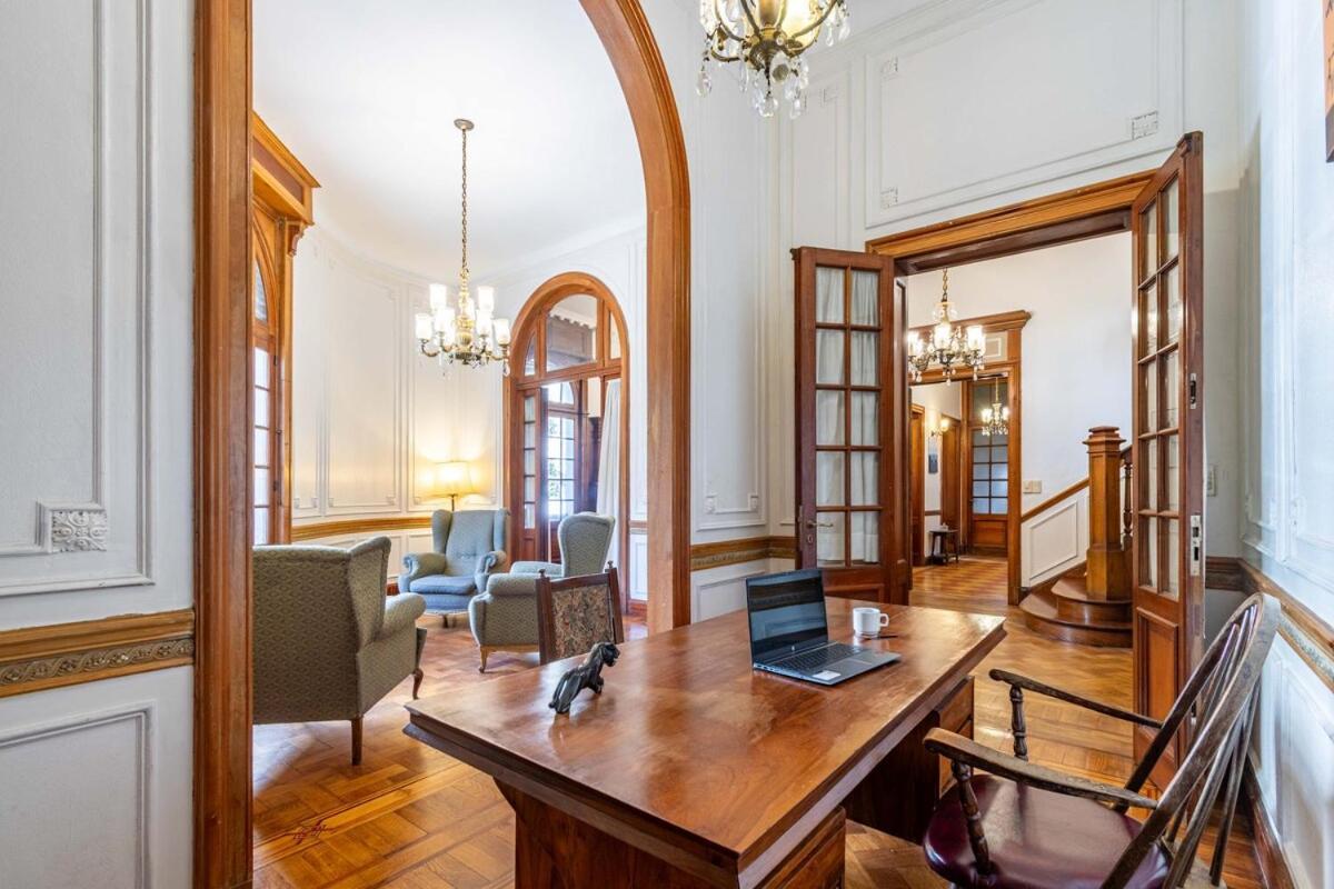 Luxury Mansion In Recoleta - Jacuzzi - Sauna - 40 People Villa