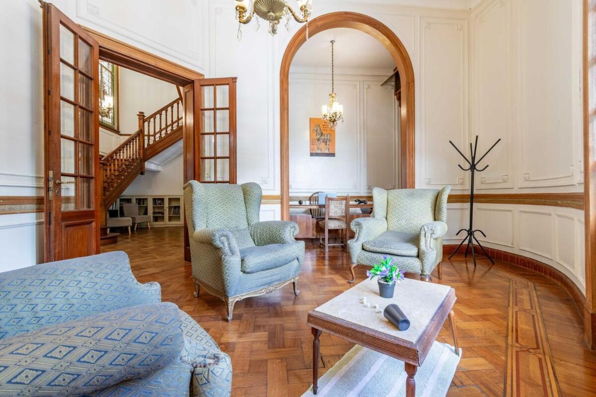 Luxury Mansion In Recoleta - Jacuzzi - Sauna - 40 People Villa Buenos Aires