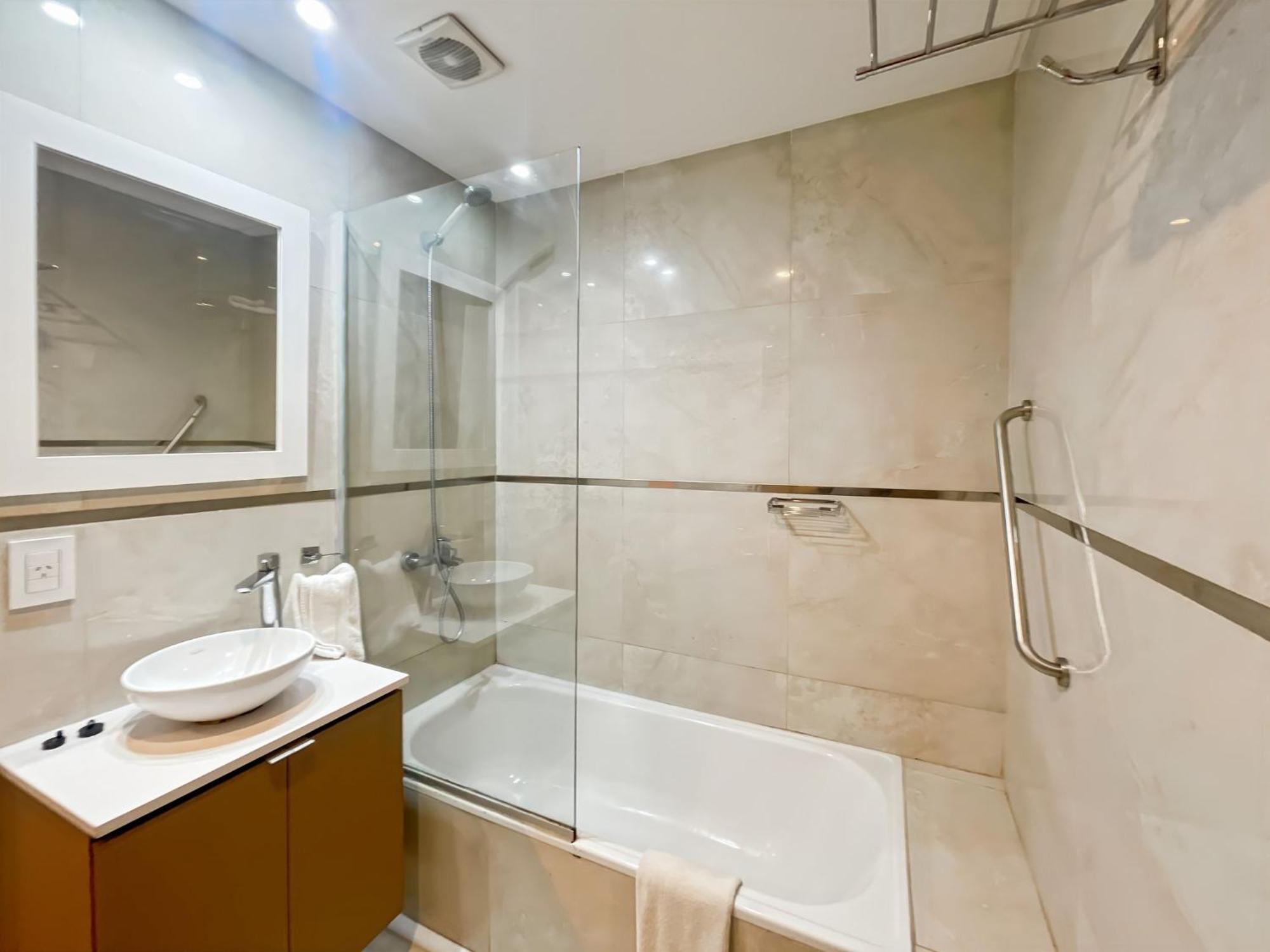 Apartment San Telmo - Paseo De La Cisterna Building *