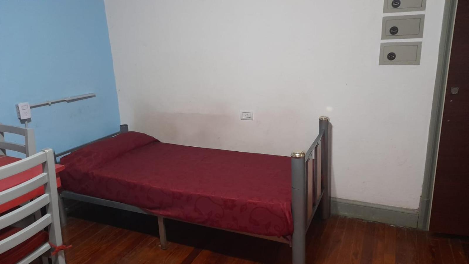 Tinta Roja Residencia Estudiantil Guest house *