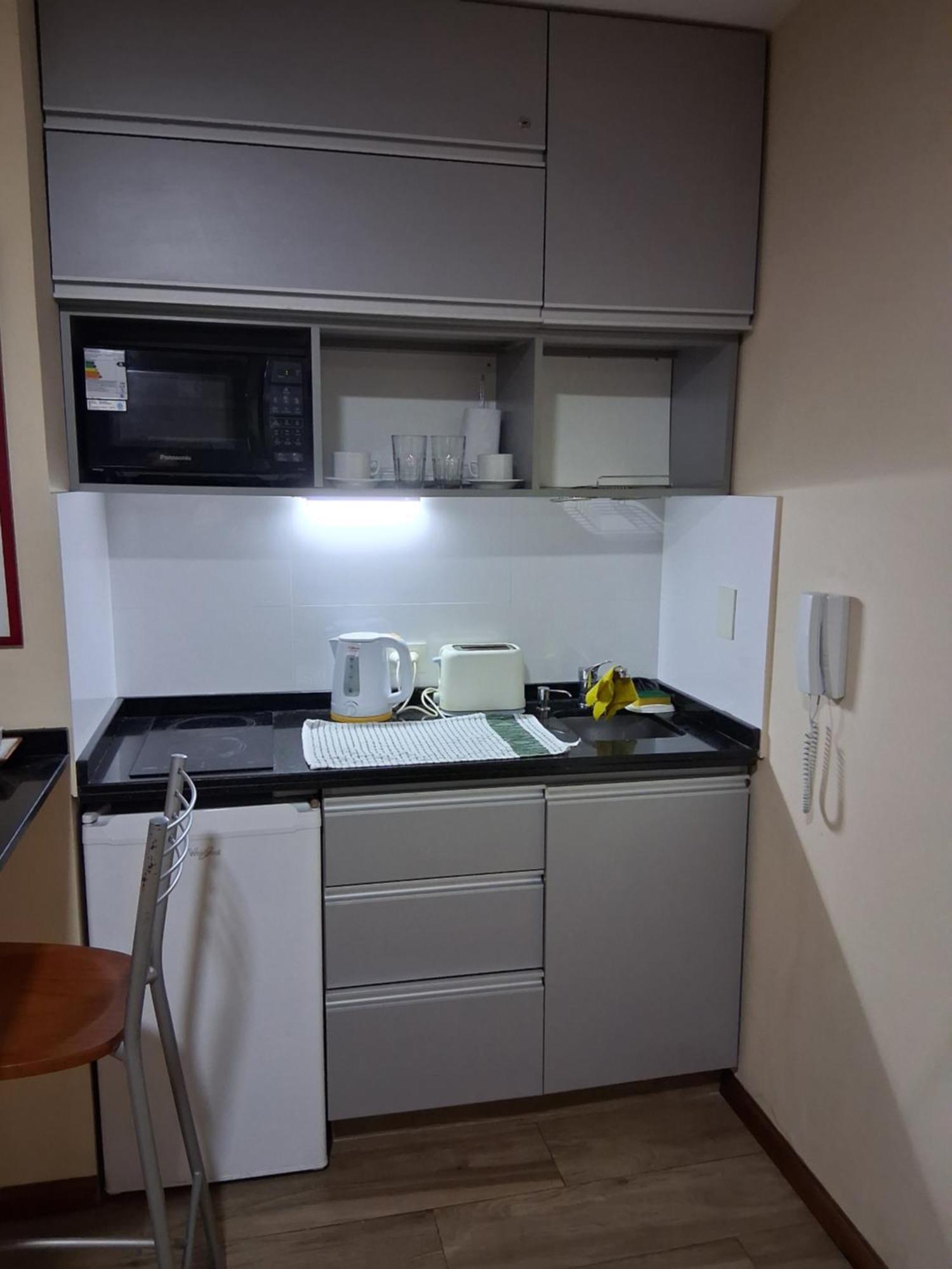 Apartment 4 Ventanales Sobre La Avenida Corrientes Buenos Aires