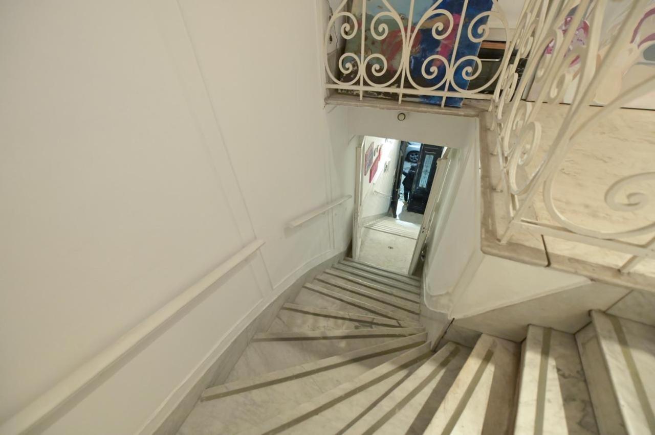 Art House Apartment