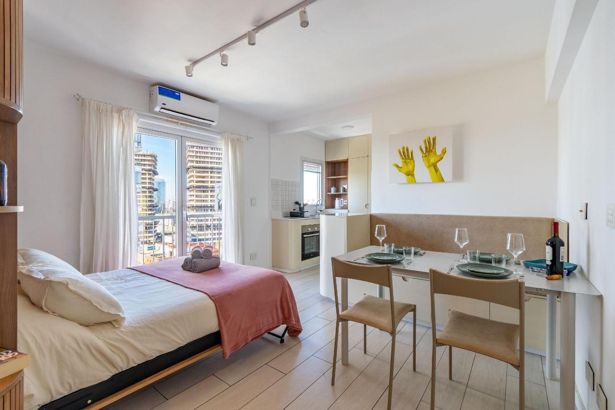 Estudio Moderno Con Vista Al Polo | Canitas Apartment Buenos Aires