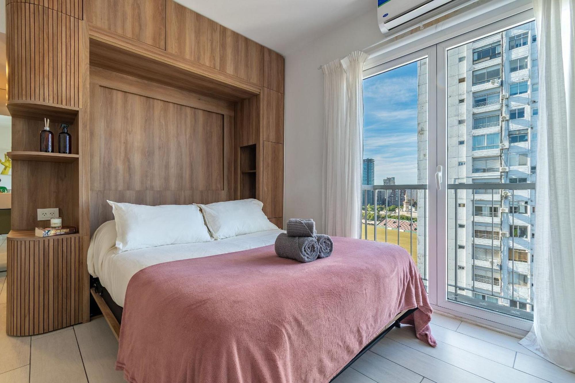 Estudio Moderno Con Vista Al Polo | Canitas * Buenos Aires