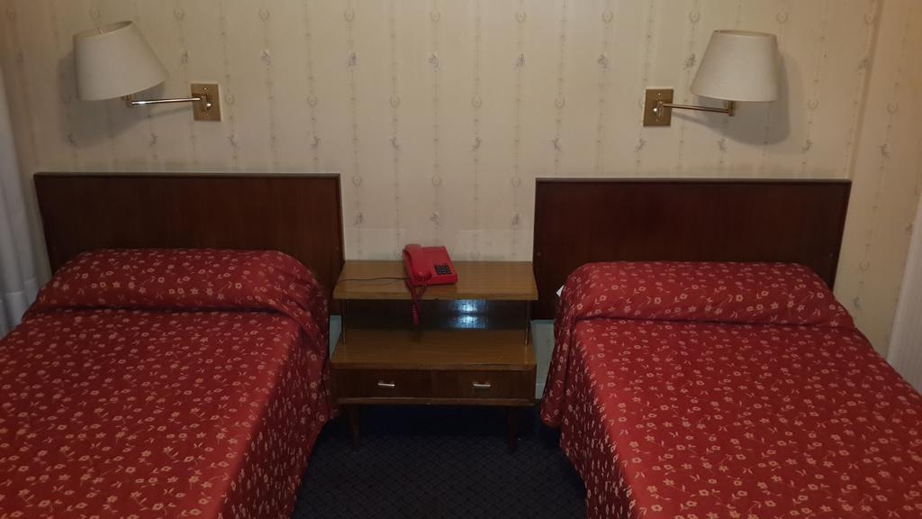 Hotel Diplomat 2*