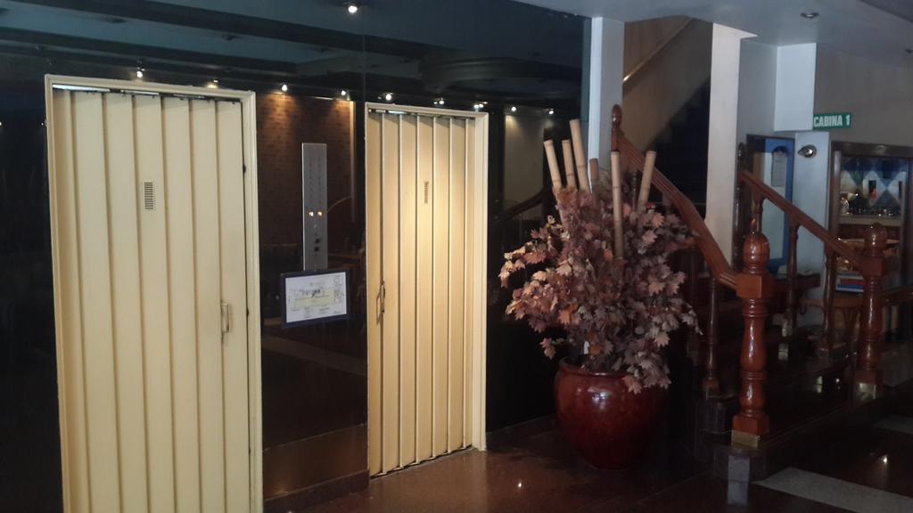 Hotel Diplomat