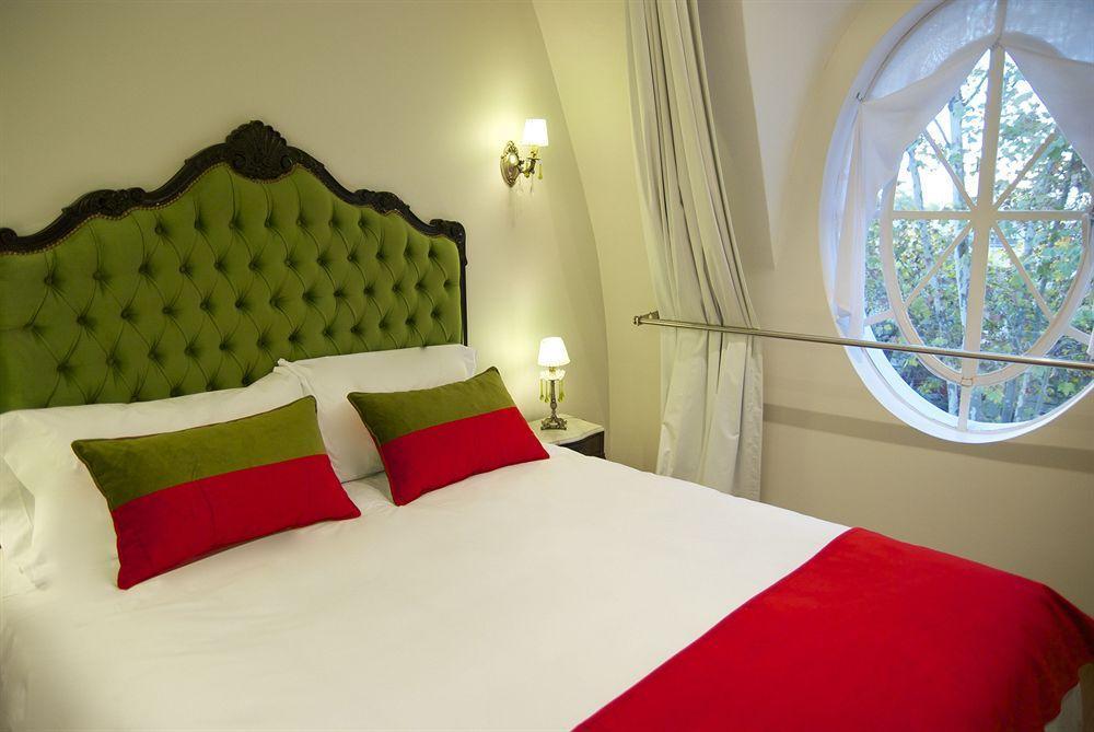 Rendez Vous Hotel