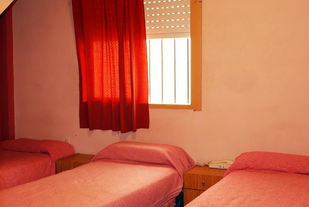 Odeon Hotel *