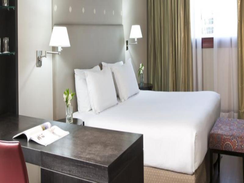 Hotel Nh 9 De Julio