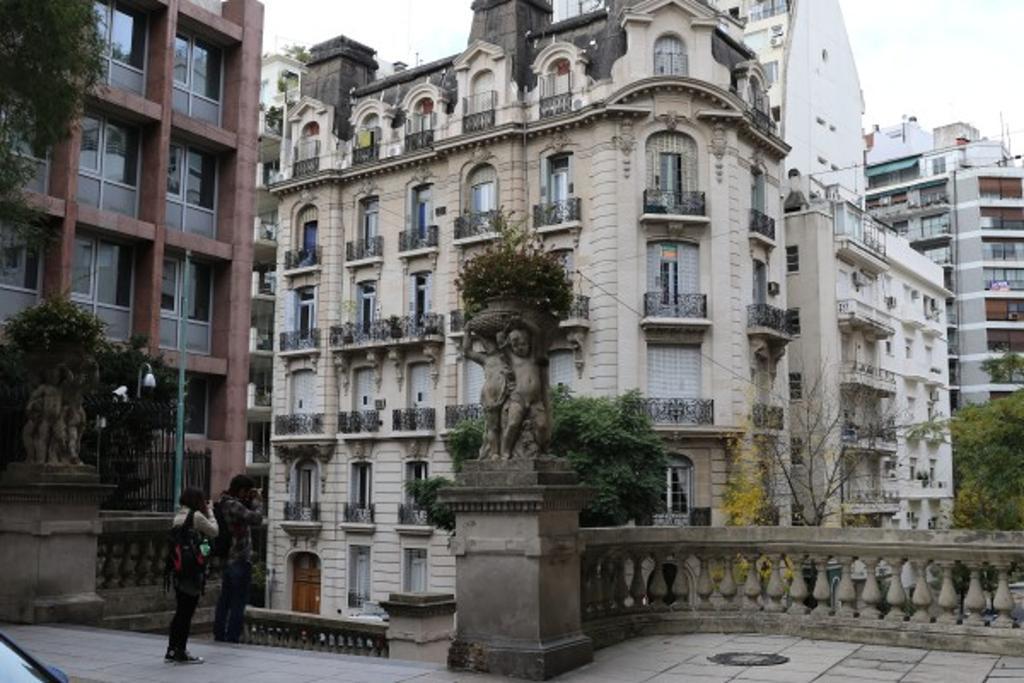 Sunny Recoleta Buenos Aires