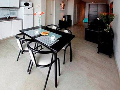 Atenea & Apartment *