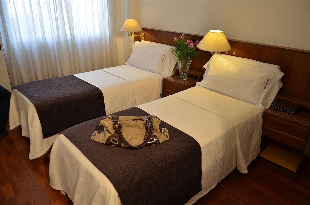 Ecuador Hotel Buenos Aires