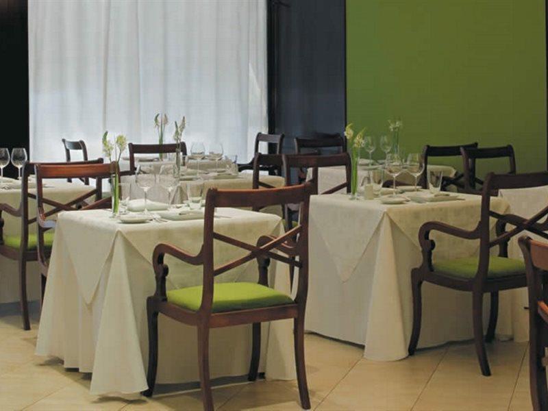 Hotel Rochester M