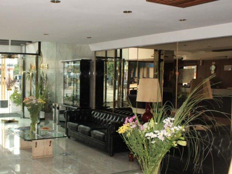 Hotel Cuatro Reyes Buenos Aires