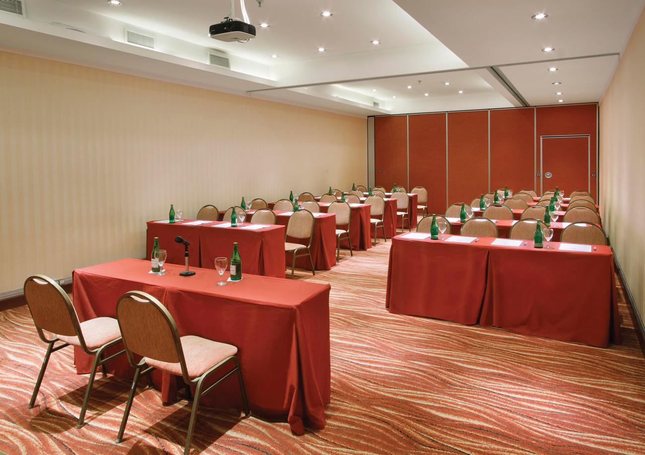 Hotel Sheltown 4*