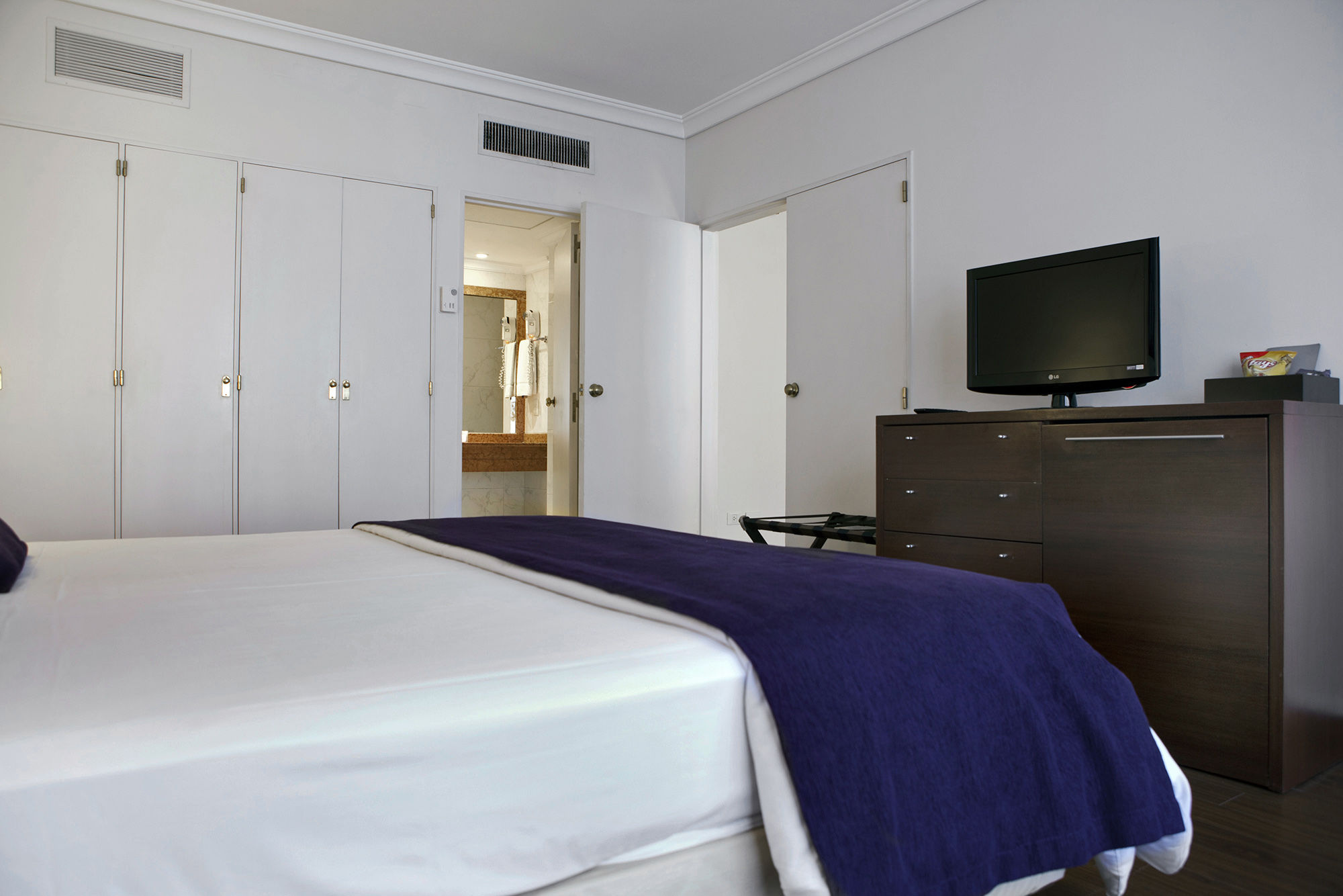 Hotel Dazzler By Wyndham San Martin Buenos Aires