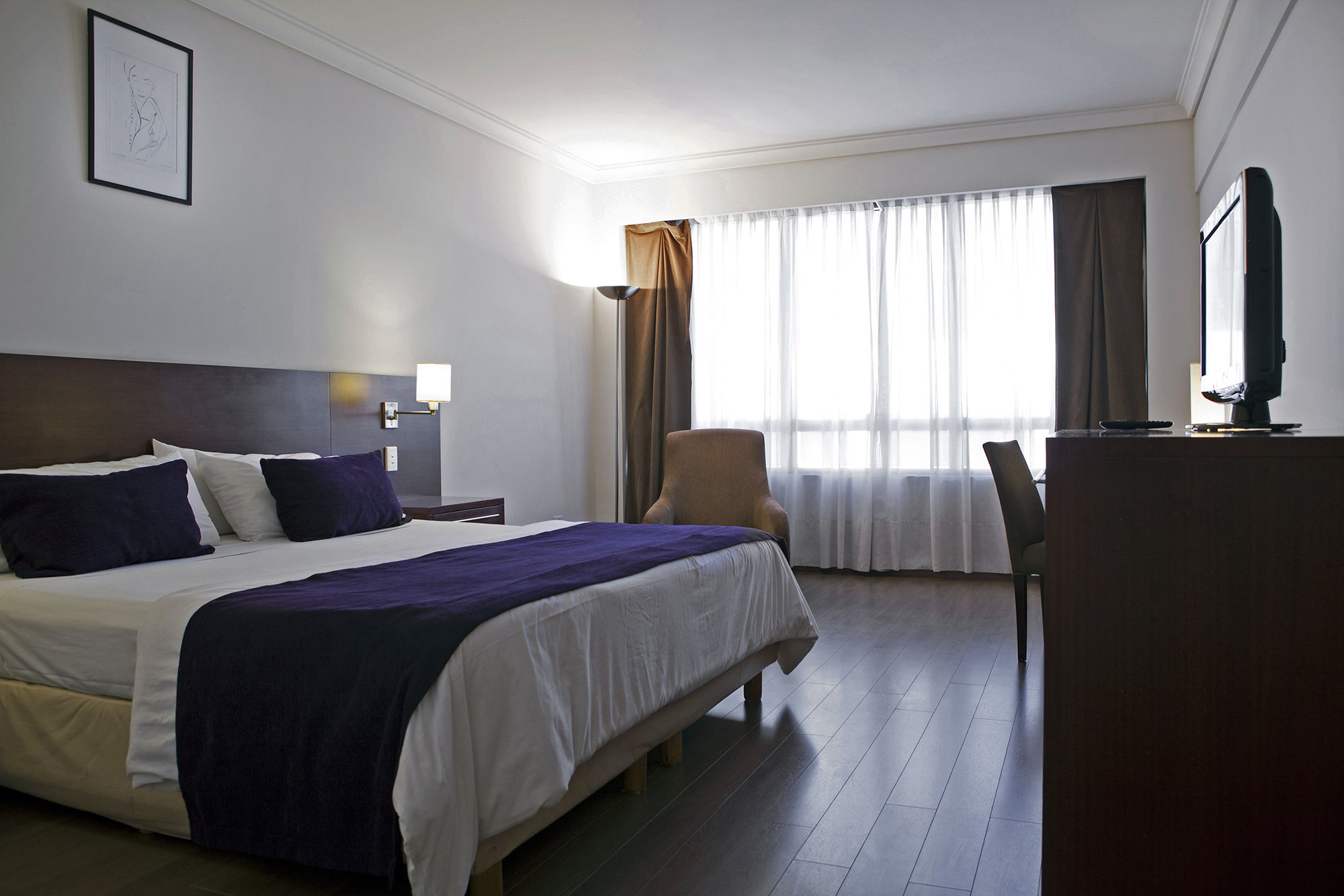 Hotel Dazzler By Wyndham San Martin Buenos Aires