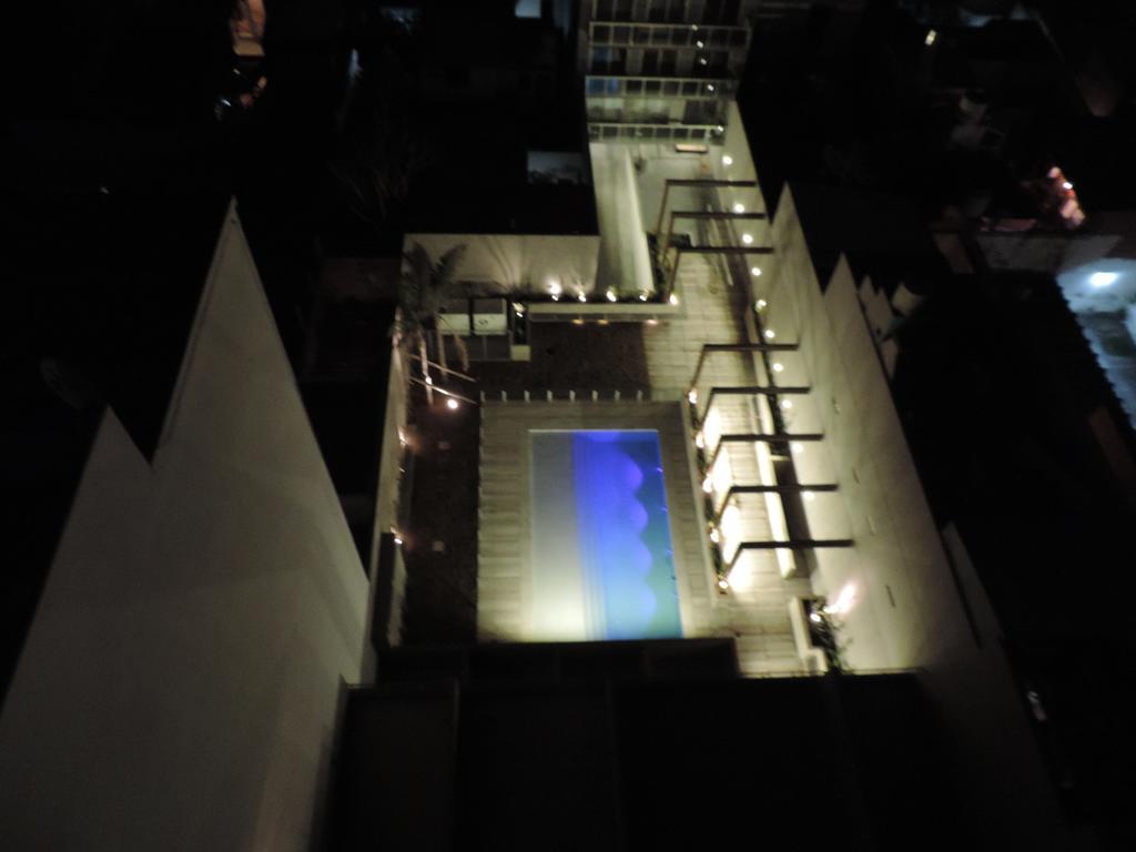 Metropolitan Lacroze Apartment *