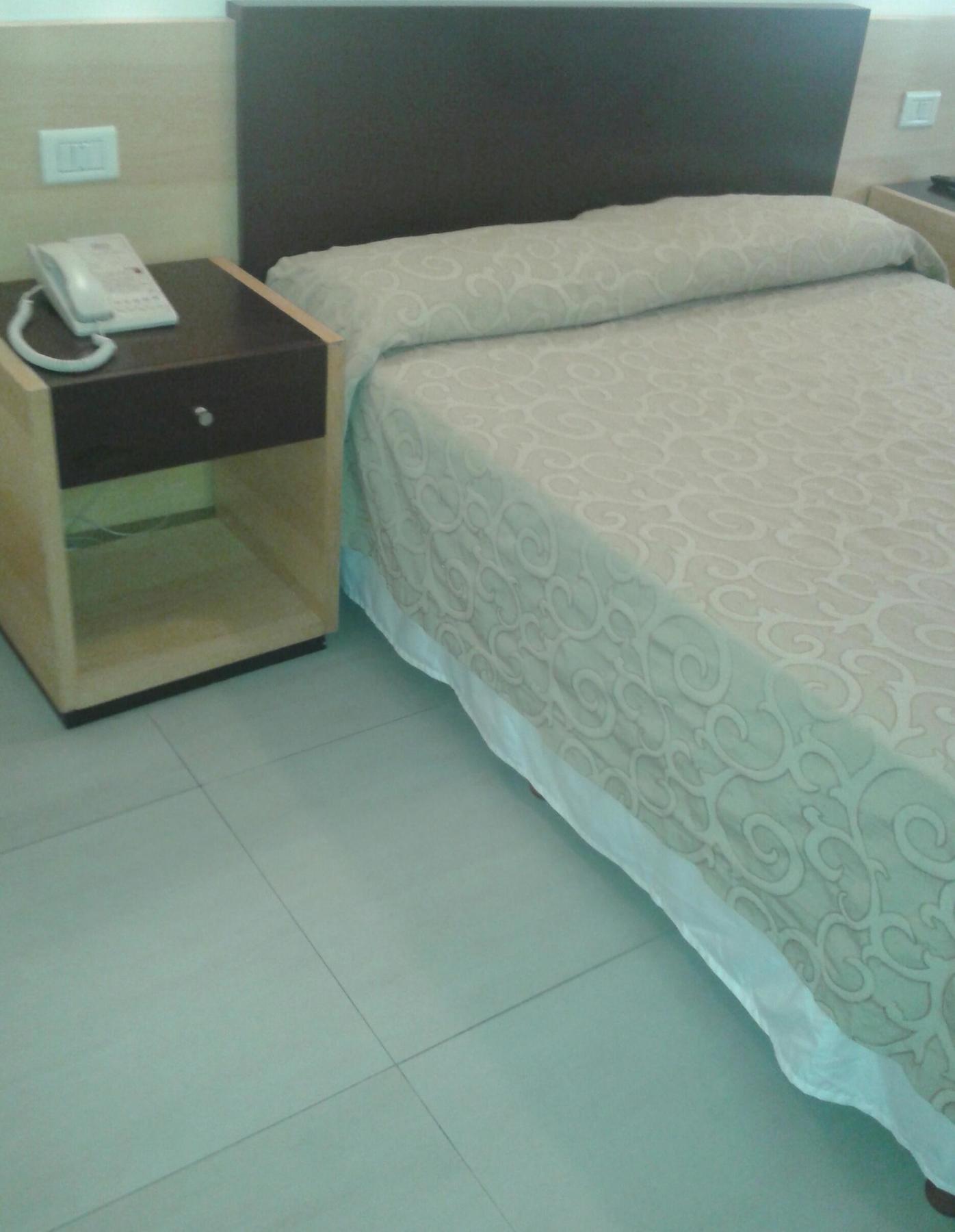 Hotel Efe & Cowork
