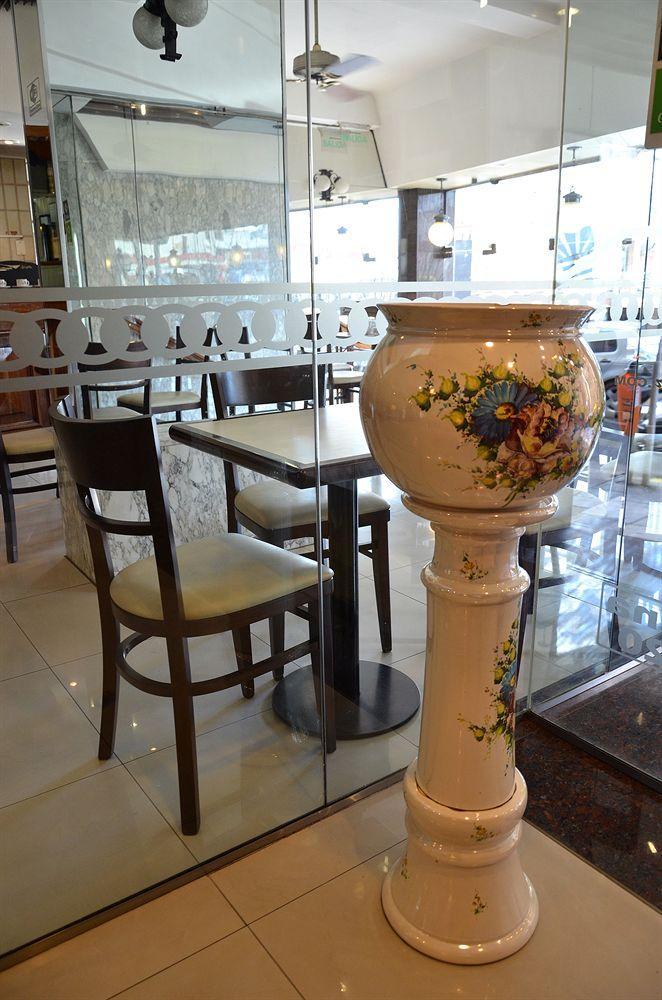 Ecuador Hotel Buenos Aires