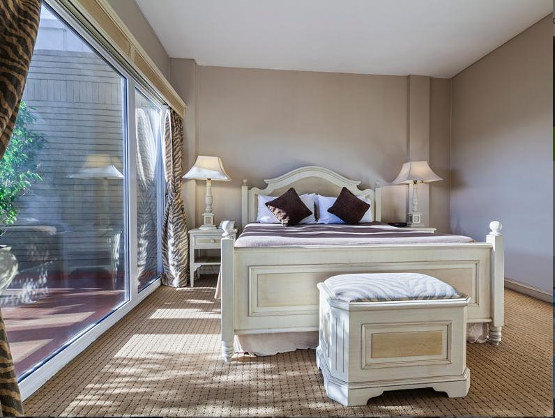 Hotel Exe Colon 4*