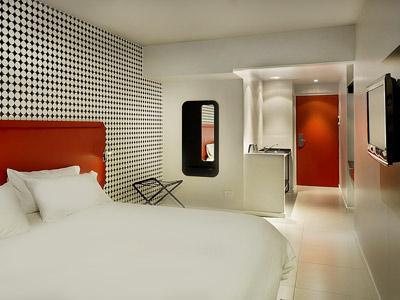 Pop Hotel