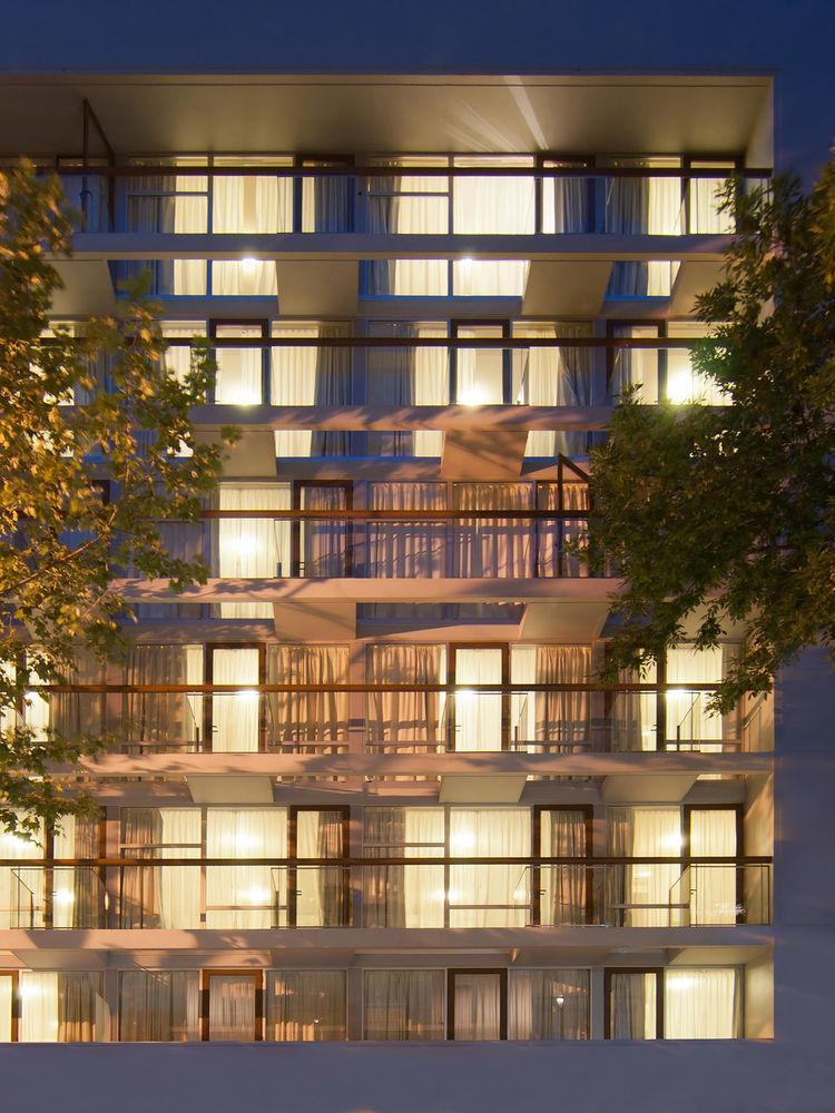 Aspen Square 4*