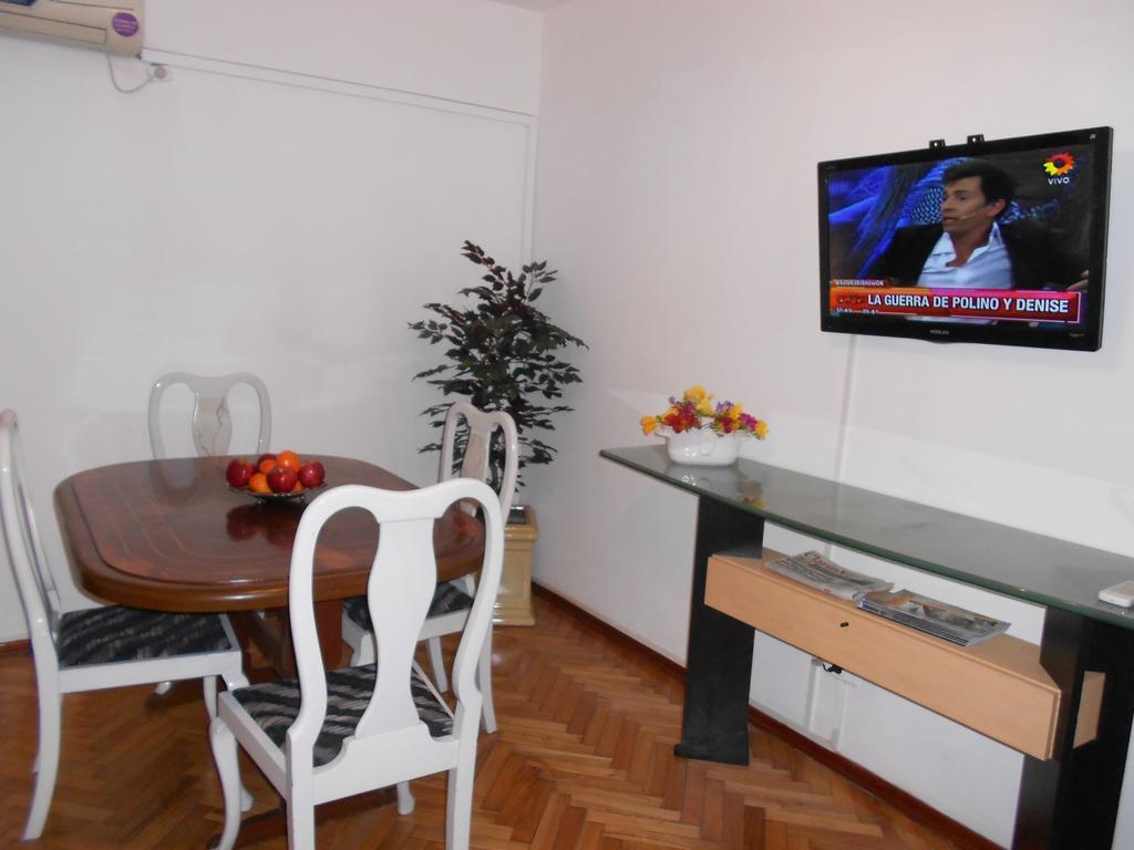 Suipacha Obelisco Departamento Familiar Apartment