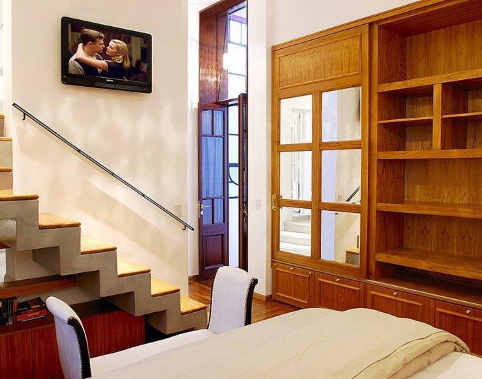 Apartment Deluxe In French Style Building
