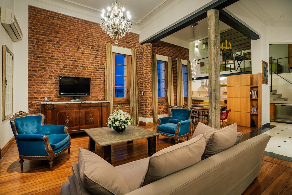 Apartment Deluxe In French Style Building