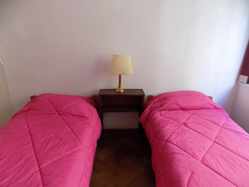 Casa De Familia - Solo Mujeres *woman Only* * Buenos Aires