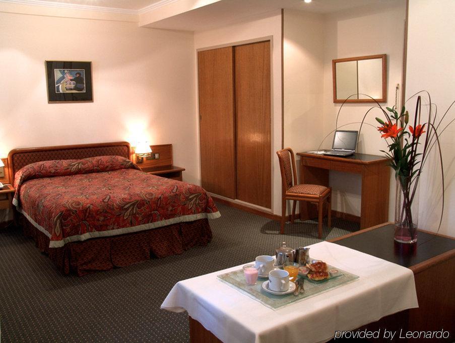 Sheltown Hotel 4*