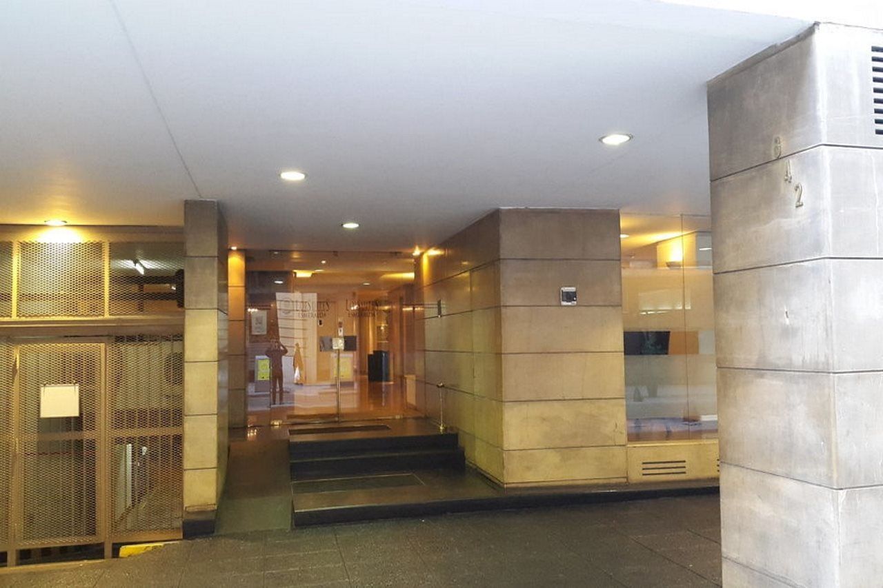 Loi Flats Hotel 4*
