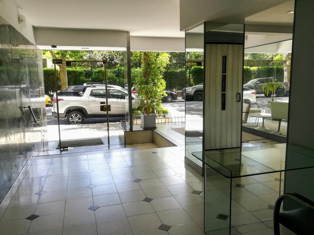 Apartment Greenwoods *