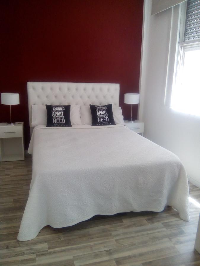Marcelo T De Alvear 800 Apartment