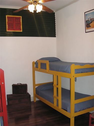 Hostel Estacion *
