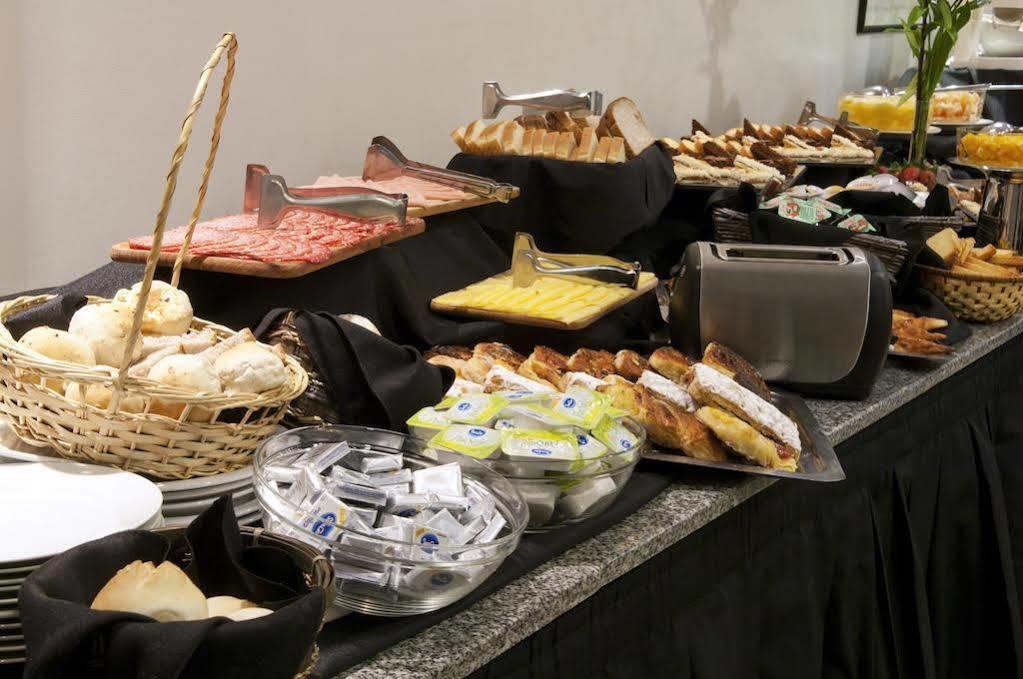 & Congreso Aparthotel 4*