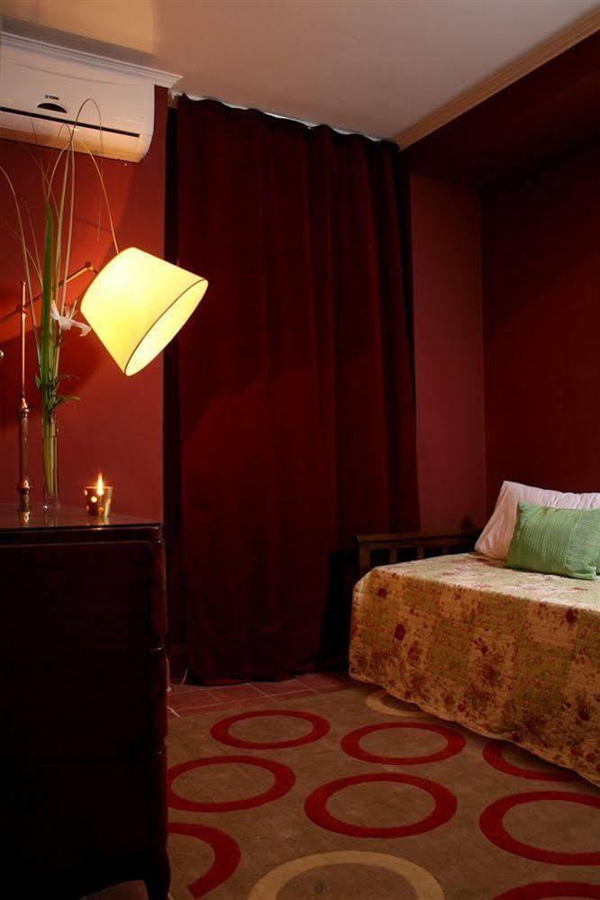 Hotel Rooneys Boutique