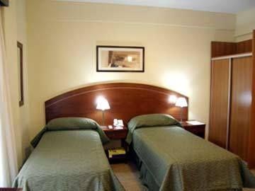 Hotel Olmo Dorado - Wellness & Business 3*