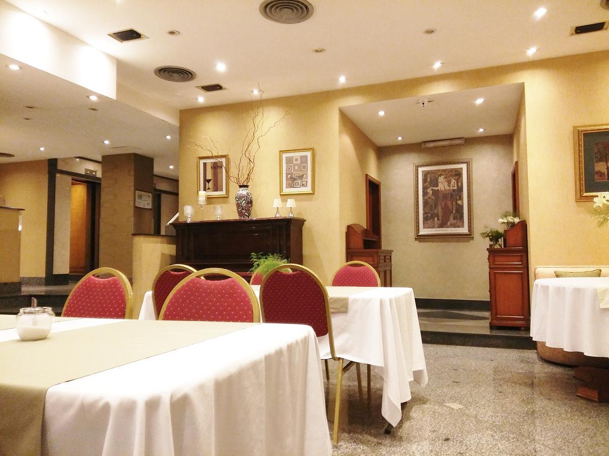 Hotel Irun 3*