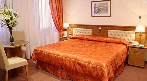 Bristol Hotel