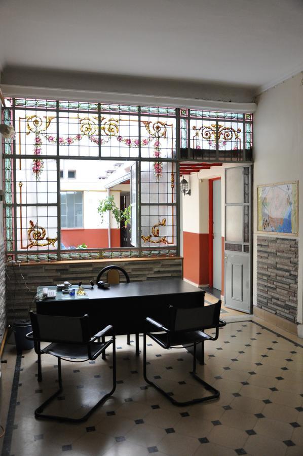 Hostel Alma Bohemia *