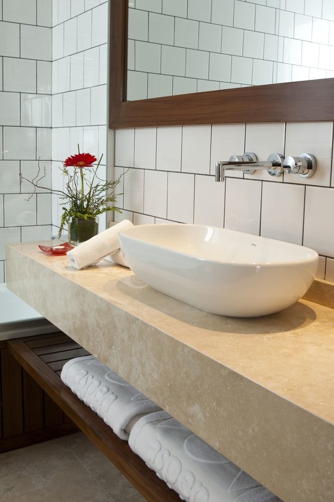 Hotel Aspen Square 4*