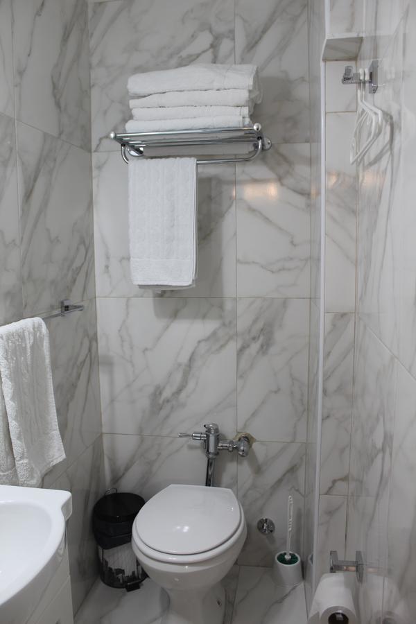 Calle Corrientes 1642 Apartment *