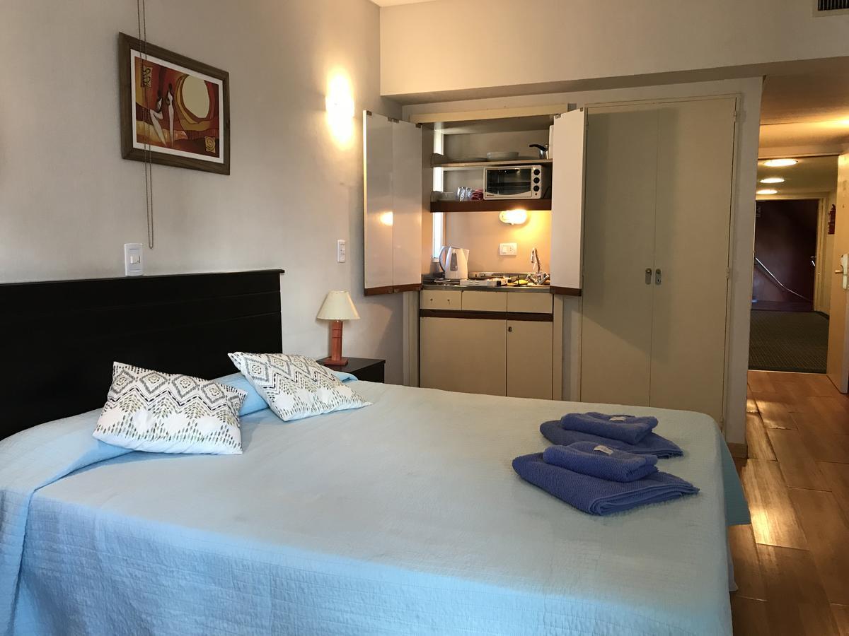 Apartment Av. Corrientes 820 *