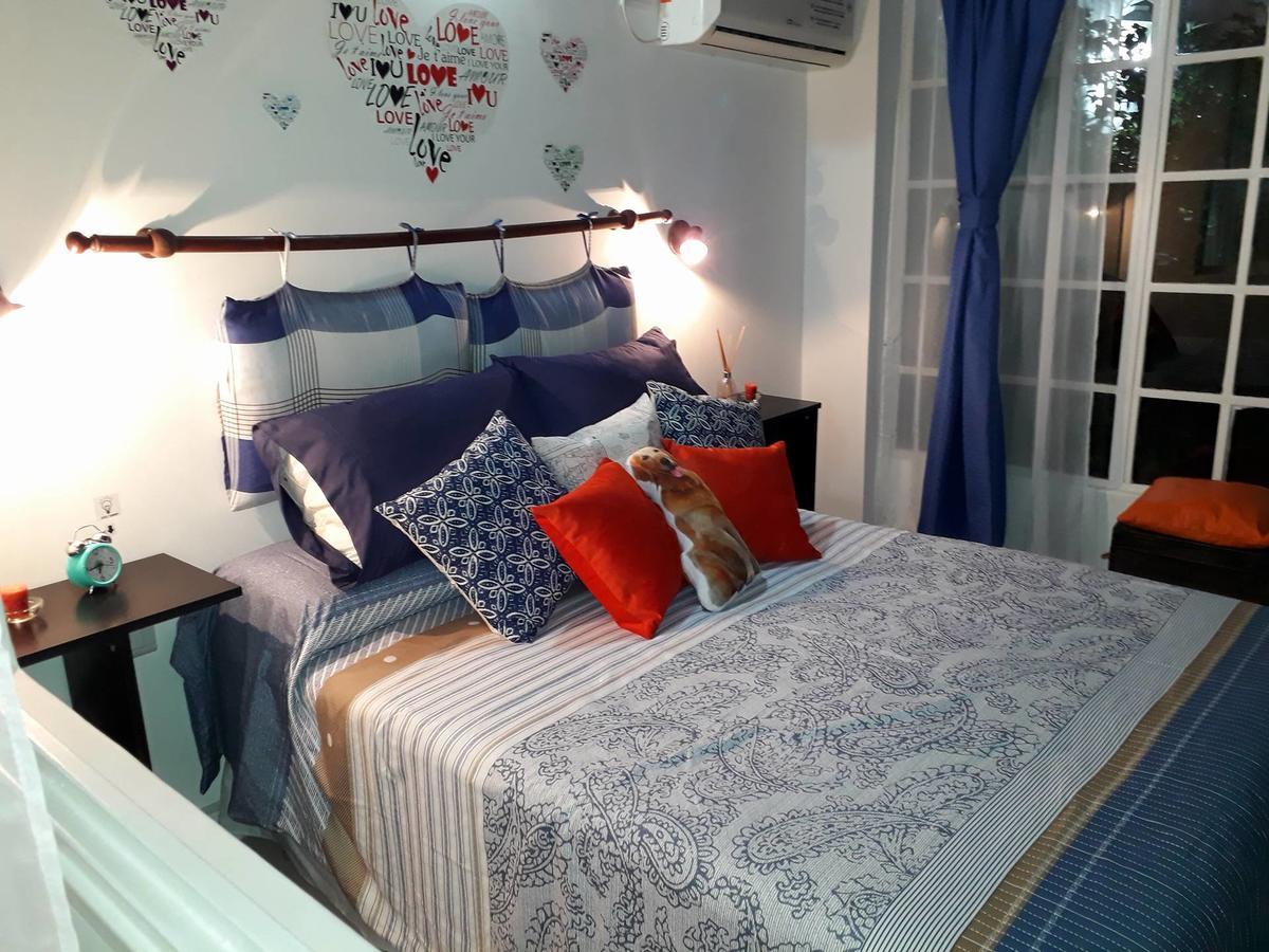 La Casita De Las Superguias * Buenos Aires