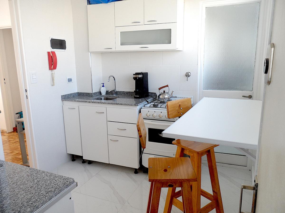 Thames 2479 Apartment