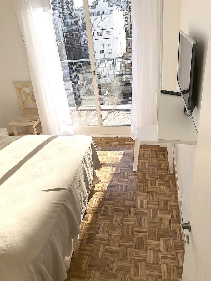 Thames 2479 Apartment